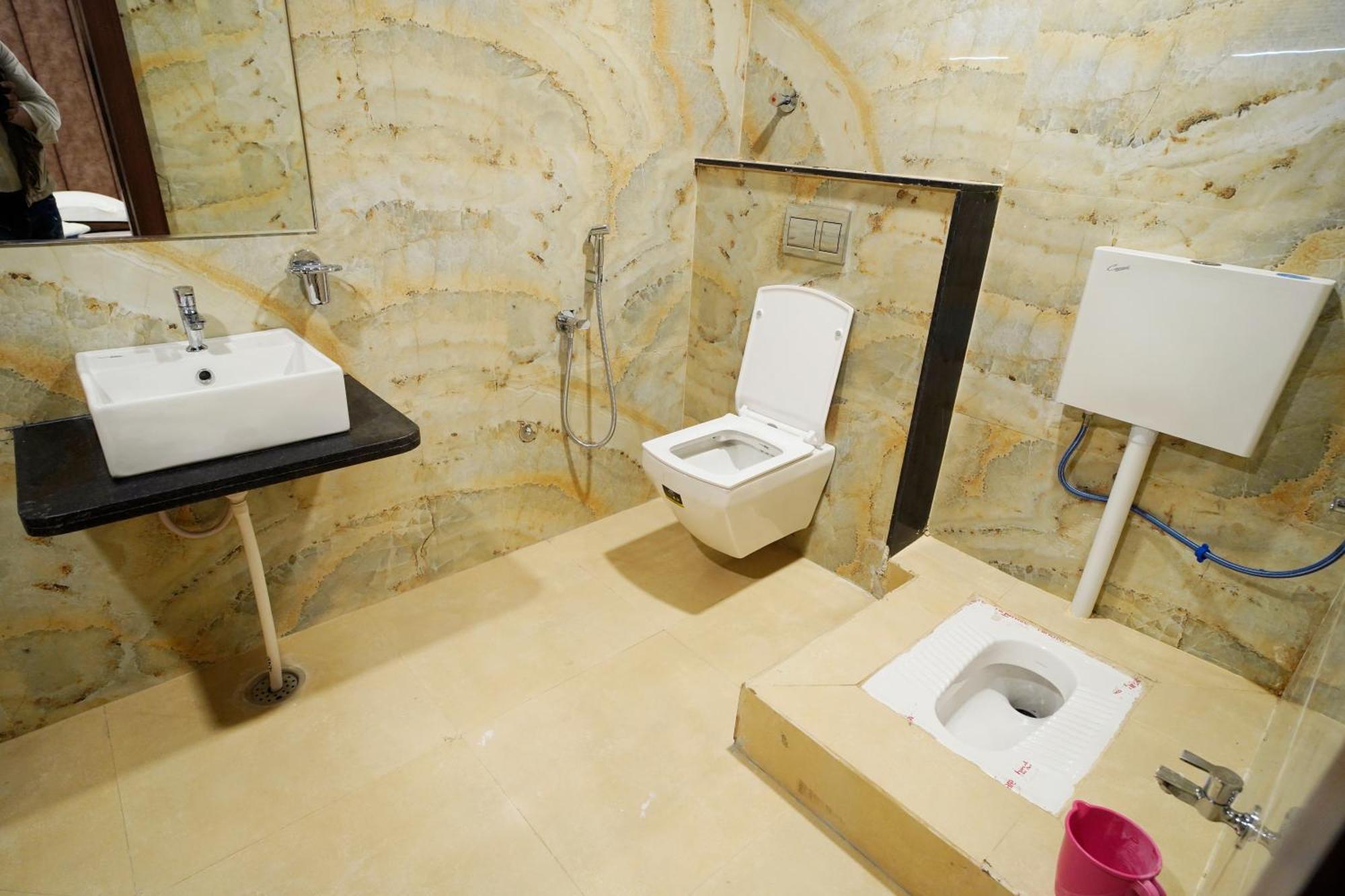 Hotel New Sundaram 150 Mtrs From Dargah Ajmer Buitenkant foto